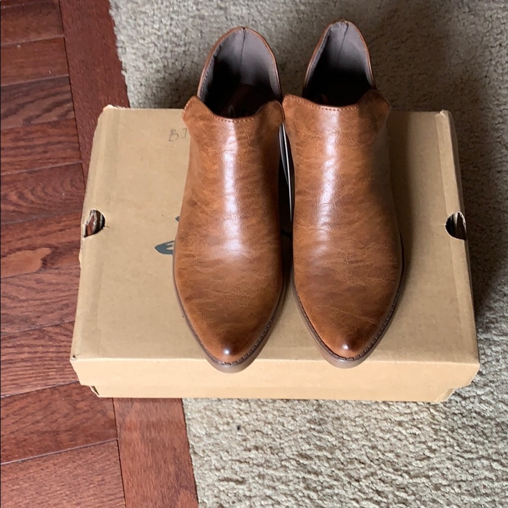 Seven ankle boots size 6.5